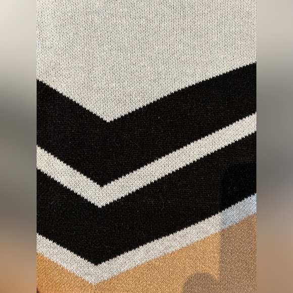 TWIK sweater - Picture 2 of 3